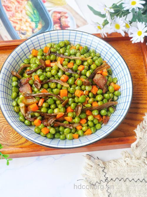 产后食谱之鲜蘑炒豌豆