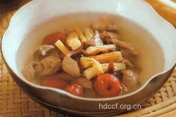 儿童食谱之蝉麦大枣汤