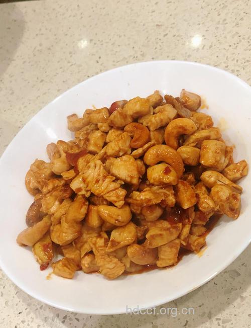 幼儿食谱：腰果鸡丁