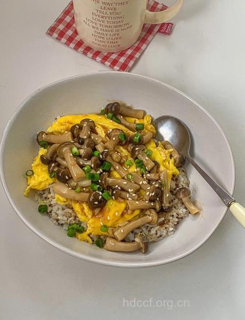 低热量食谱:蘑菇米饭