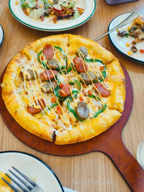 花心大肉丸匹萨--幼儿食谱