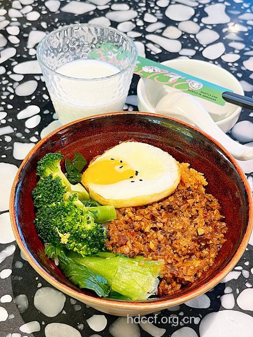 客家肉燥饭的做法