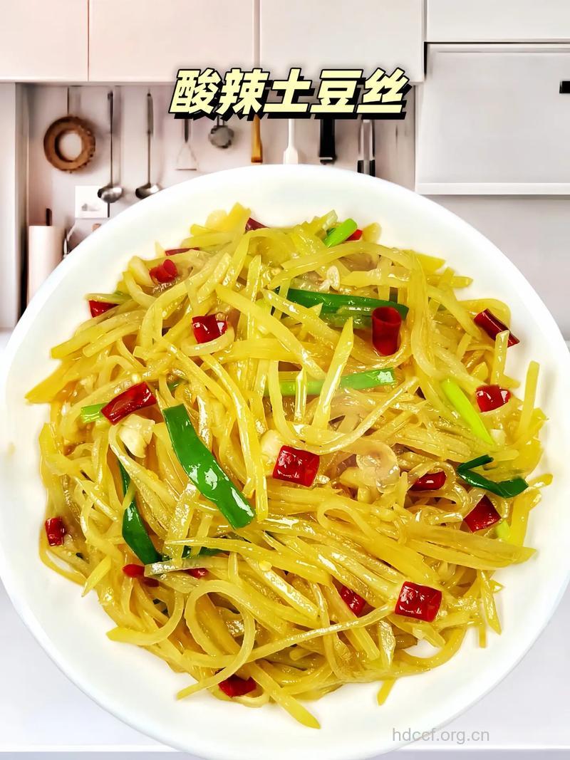 常见凉拌菜 椒香土豆丝的做法