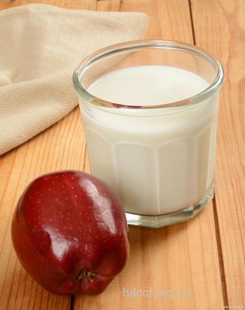 苹果加牛奶瘦身看得见