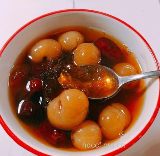 补肝益肾润肺生津--蜜枣核桃羹的做法