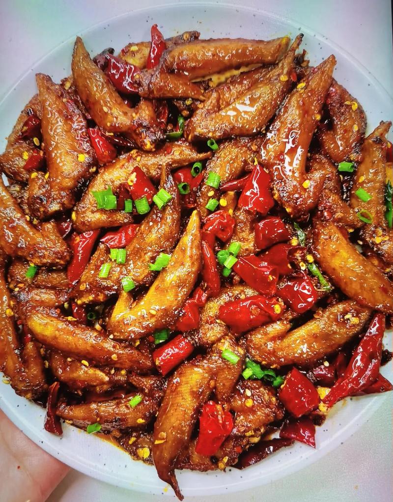 干锅麻辣鸡翅的做法详解