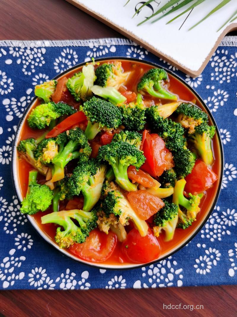 茄汁西兰花 把女人养美美