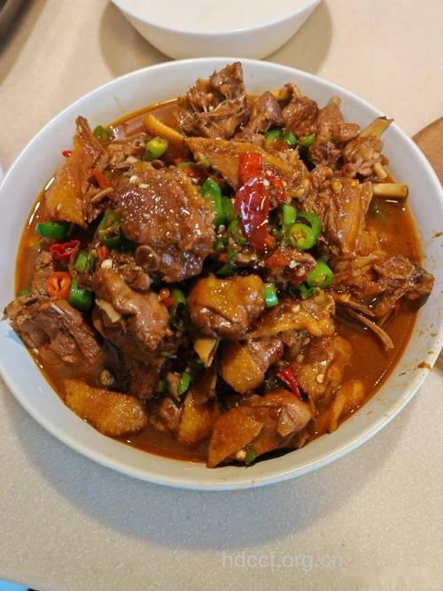 实拍啤酒鸭的制法全过程