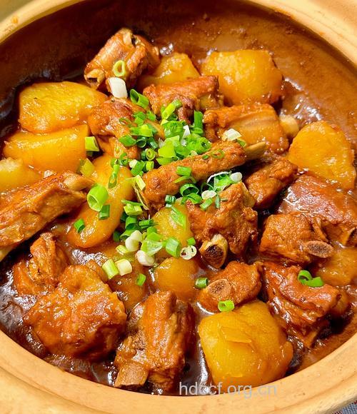 排骨炖土豆家常做法 这三种简易又美味