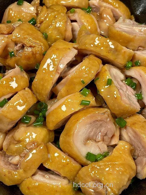 美食DIY:自制白切鸡