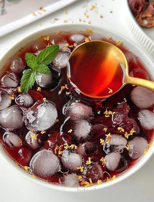 三种冰镇酸梅汤 解酷暑相当靠谱