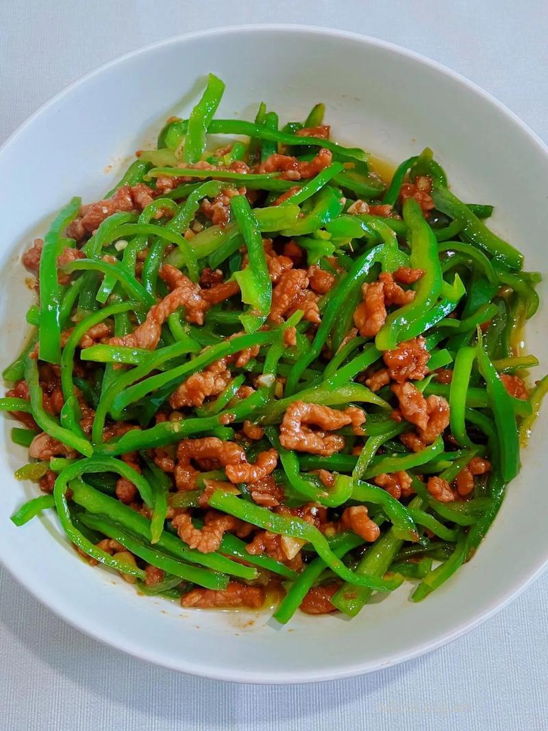 青椒炒肉丝三种家常做法