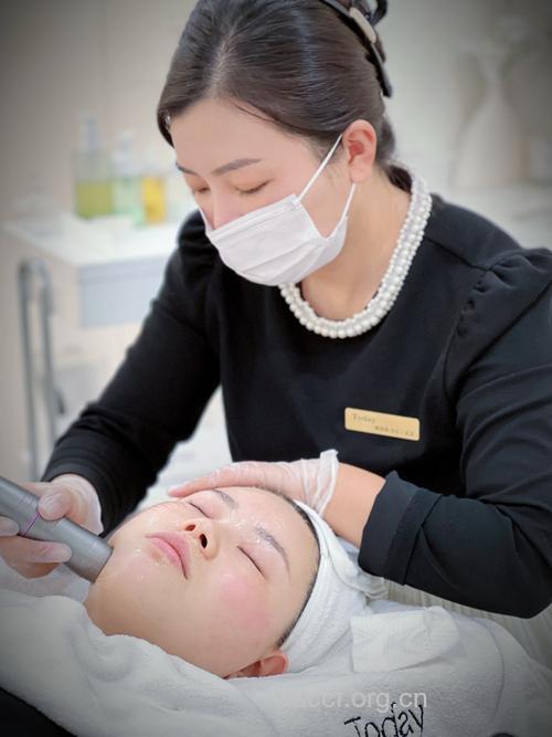 射频除皱后可以马上正常工作吗