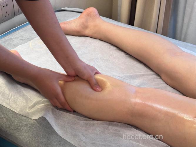 大腿吸脂术后护理 按摩塑身不能少