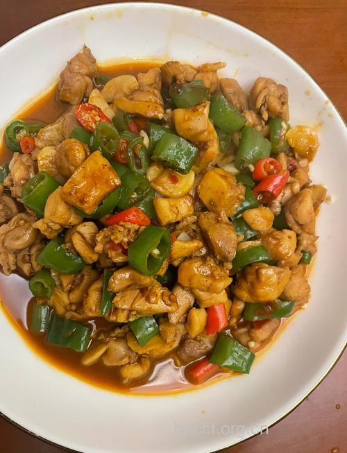 三招炒出滑嫩无比的鸡肉