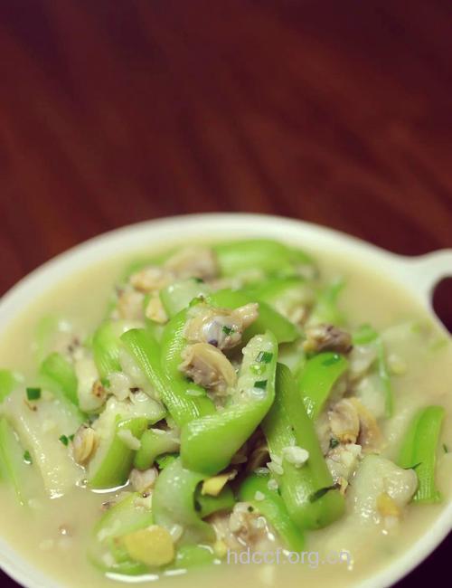 美味食谱之丝瓜炒花蛤