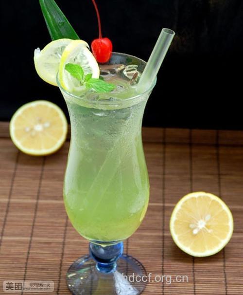 夏季冷饮之金桔芦荟小黄瓜汁