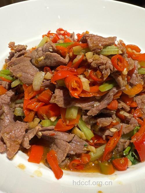 嫩炒牛肉片--饮食食谱