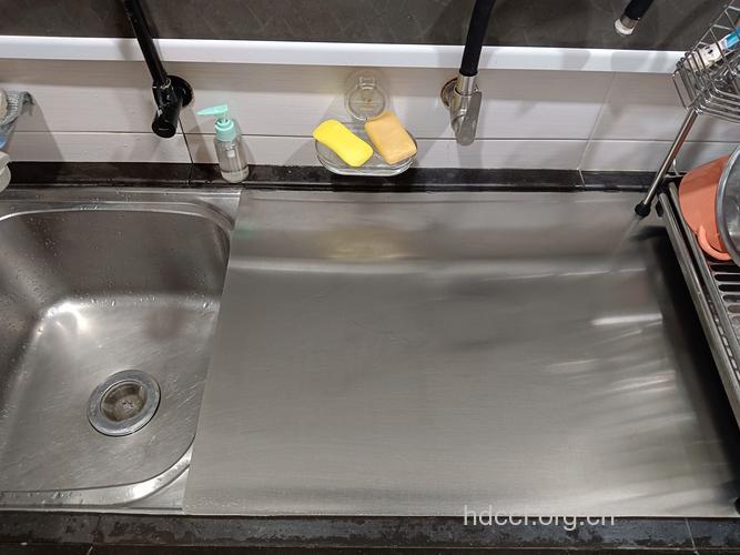 碱水加消毒液洗案板