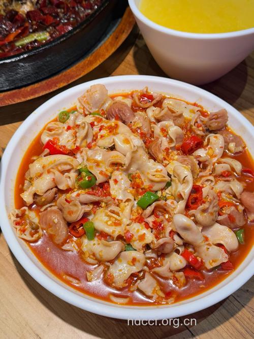 鱼肚