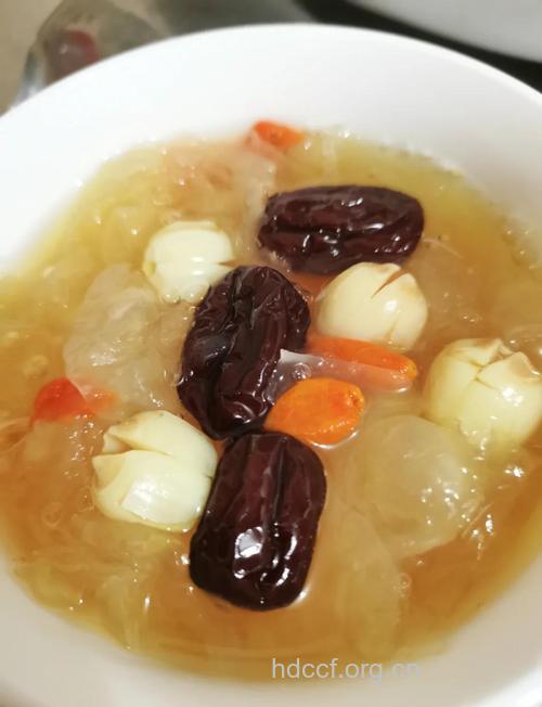 夏季银耳怎么吃最养生