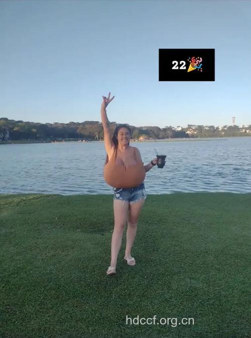 巨乳对女性有什么困扰