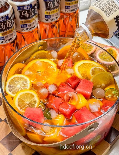 夏日来杯水果茶 开胃养颜