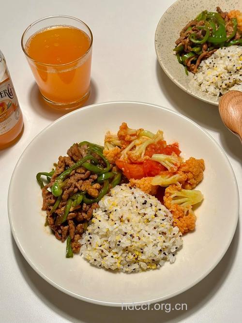 夏天带饭 多点素的