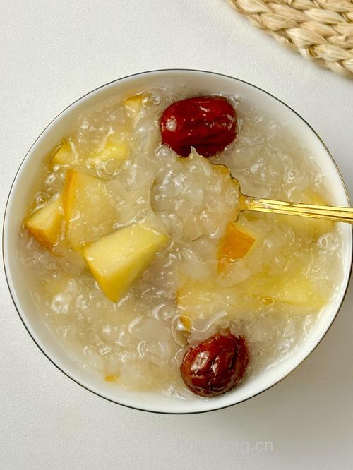 冬季女性干燥皮肤保湿餐