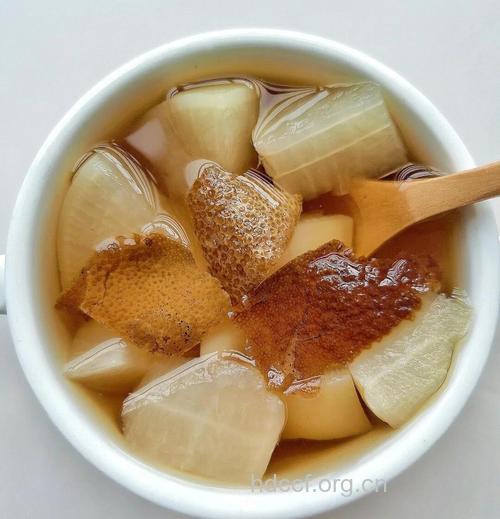 冬季加陈皮煲汤可温胃健脾散寒