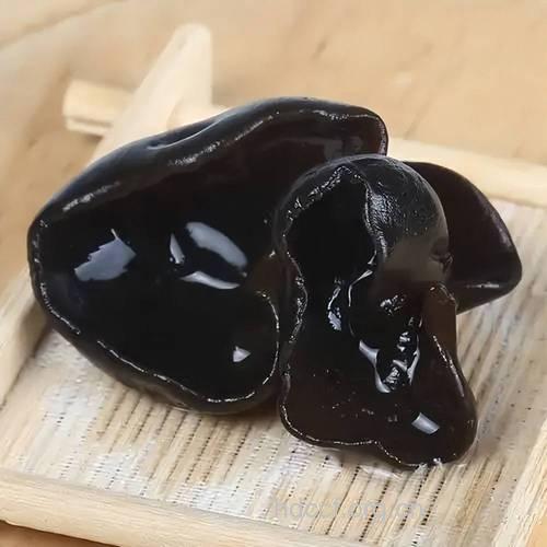 黑木耳越黑越好吗?