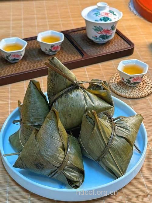 吃粽子不油腻 粽子配热茶有效解油腻