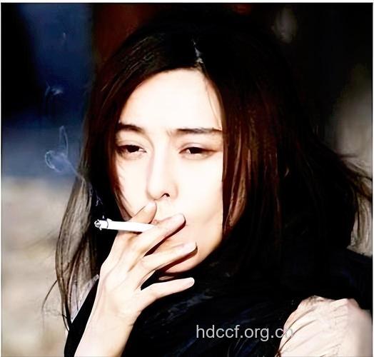 女性过早绝经与吸烟有关