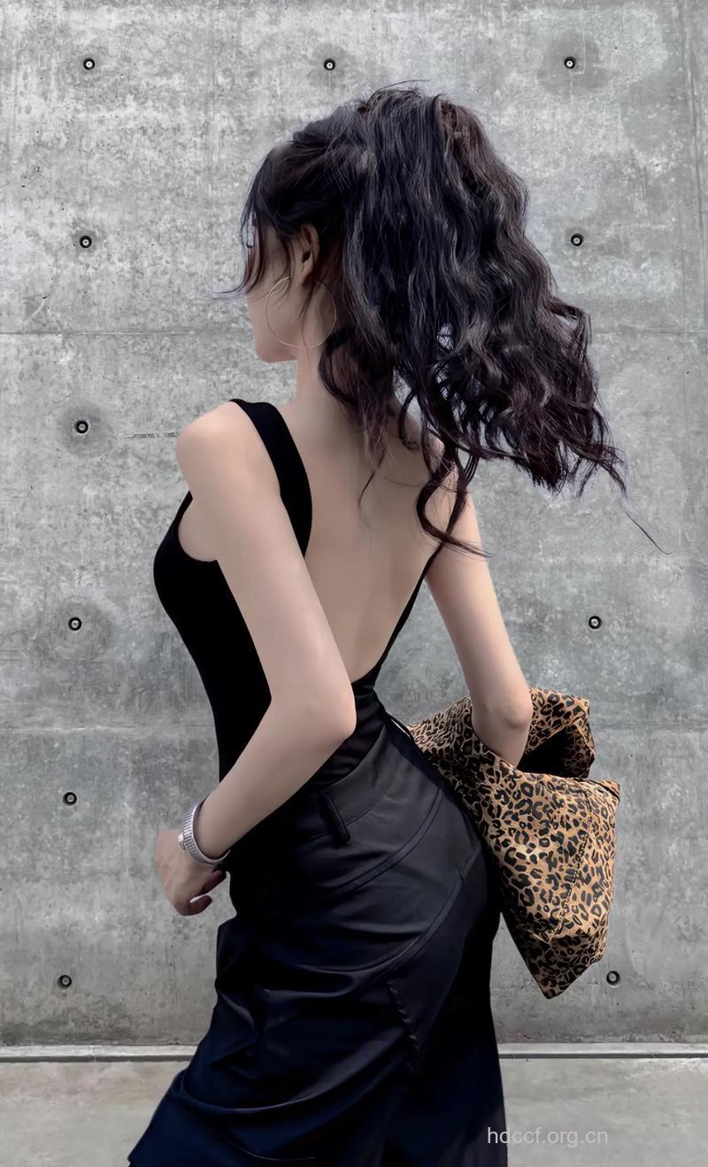 四招美背 让你夏天尽情裸