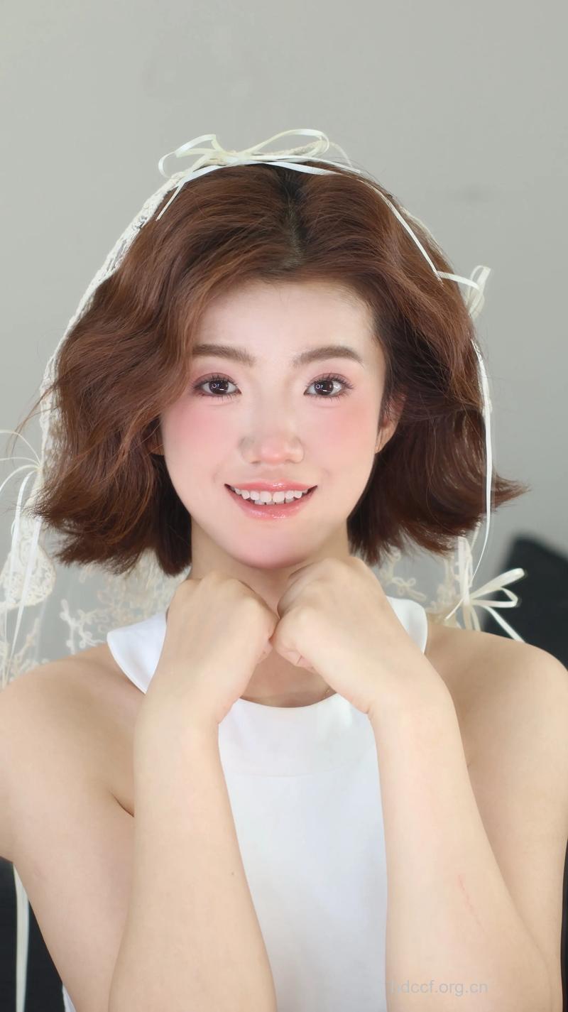 新娘发型设计 短发新娘发型教程