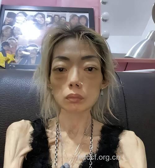 面瘫美丽的杀手
