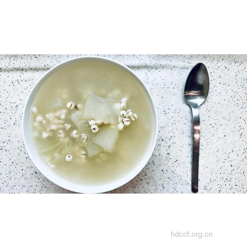 减肥粥：消暑冬瓜薏米汤
