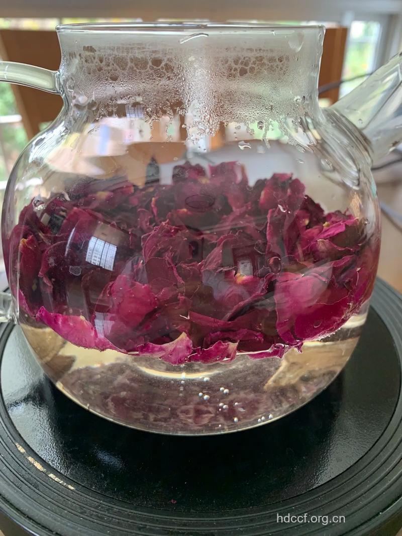 自制收缩毛孔爽肤水 简单有效