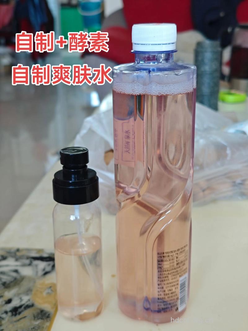 自制清润爽肤水 这个夏天让肌肤不干渴