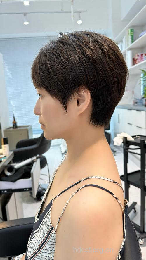 让你焕然一新的5款短发!