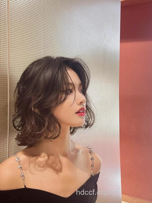 头发少怎么办 做什么发型好