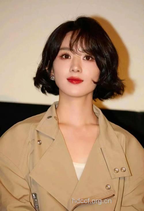 明星跟风复古bobo头