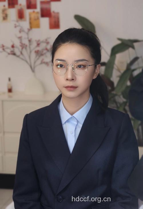 各行业面试发型 给面试加分!