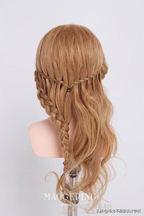 日系复古风情盘发DIY步骤图解