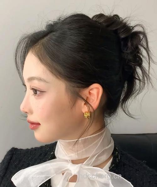 5大女星时尚经典盘发大PK