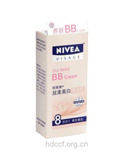 妮维雅丝柔美白裸妆乳介绍