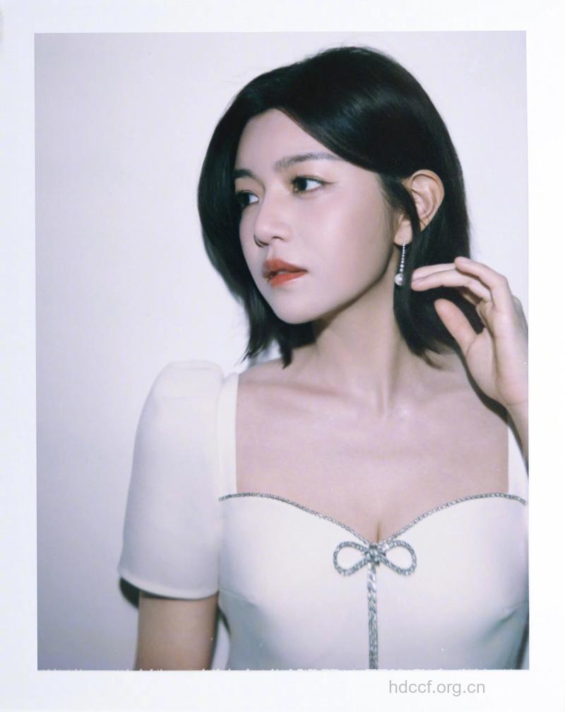 陈妍希瘦身成功 4个减肥秘诀瘦到只剩锁骨