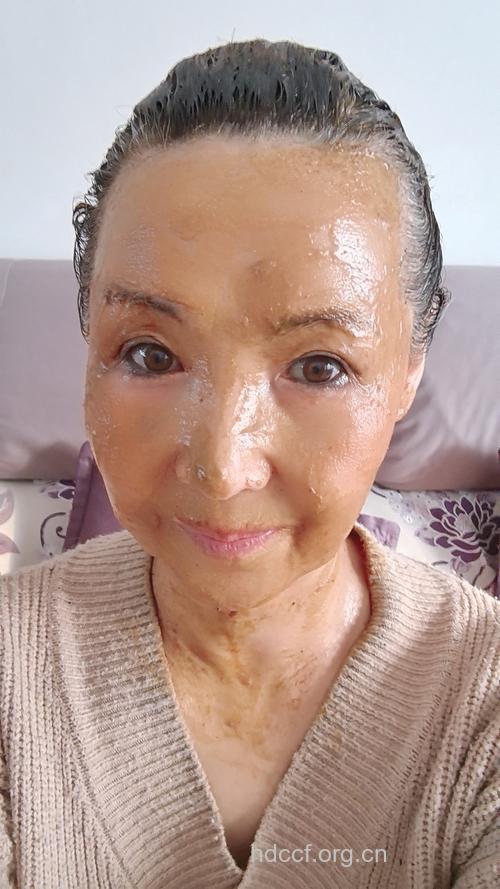 疲倦时敷面皱纹会更多