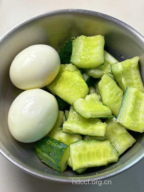 戚薇的黄瓜鸡蛋减肥法