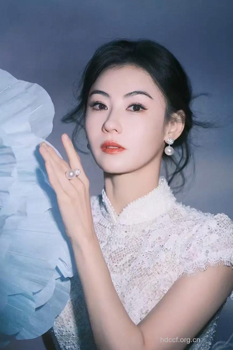 美女辣妈张柏芝的瘦脸宝典